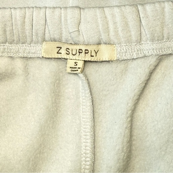 Z Supply Women’s Play On Fleece Shorts Size Small In Sky Blue - Picture 6 of 10
